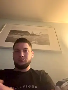 Pablo benzoo online show from 10.20.25