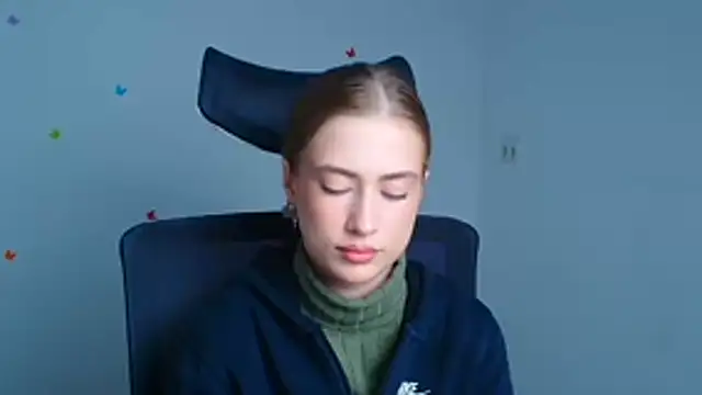 Snapshot of Candy_Chloe_ chatting on 10.29.25 Candy Chloe  online show from 10.29.25