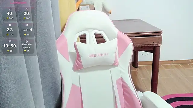 Snapshot of xiaoxiao--baby chatting on 11.02.25 xiaoxiao--baby online show from 11.02.25