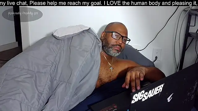 Snapshot of SplendaDaddy50 chatting on 10.23.25 SplendaDaddy50 online show from 10.23.25