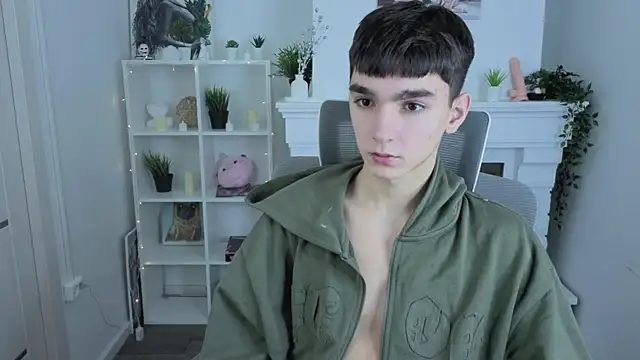 YamiTwink online show from 11.30.25