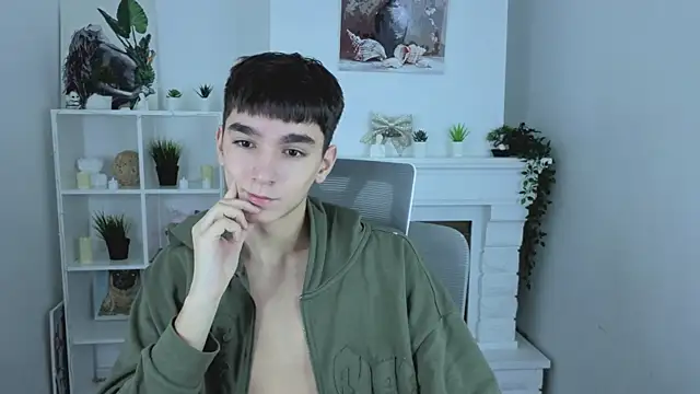 YamiTwink online show from 12.03.25