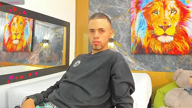 Snapshot of pool_vega chatting on 11.04.25 pool vega online show from 11.04.25