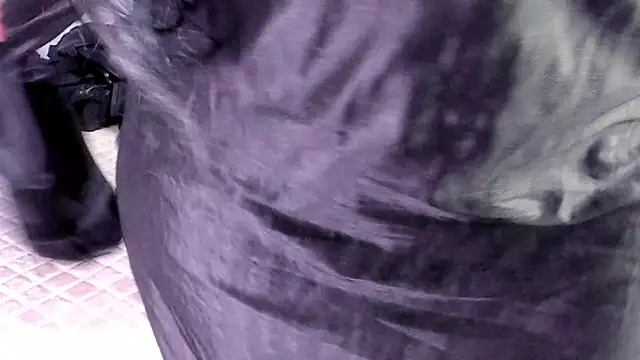 Snapshot of Jasmin_Hottie chatting on 10.24.25 Jasmin Hottie online show from 10.24.25