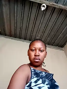 Snapshot of lady-kiiler chatting on 10.24.25 lady-kiiler online show from 10.24.25