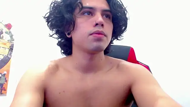 Snapshot of LiamRidesr chatting on 10.24.25 LiamRidesr online show from 10.24.25