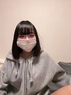 Snapshot of Oo_natsuki chatting on 11.05.25 Oo natsuki online show from 11.05.25