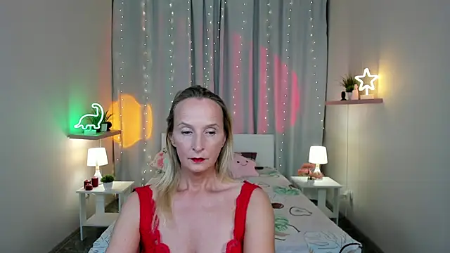 Snapshot of ScarlettPalmer chatting on 10.27.25 ScarlettPalmer online show from 10.27.25