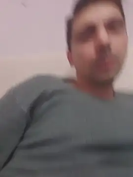 Snapshot of Danielwin chatting on 10.29.25 Danielwin online show from 10.29.25