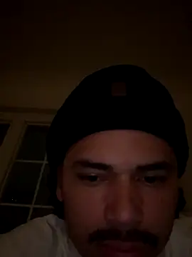 Snapshot of NomixDg chatting on 11.19.25 NomixDg online show from 11.19.25