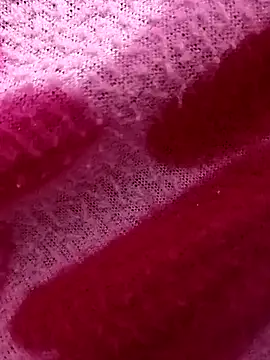 Snapshot of hot_couple_000 chatting on 11.17.25 hot couple 000 online show from 11.17.25