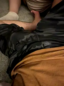 Snapshot of Cubanno chatting on 11.03.25 Cubanno online show from 11.03.25