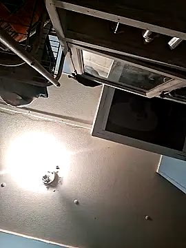 Snapshot of mommiesboy0903 chatting on 11.02.25 mommiesboy0903 online show from 11.02.25