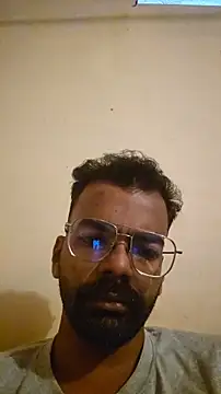 Snapshot of nithinrr chatting on 10.31.25 nithinrr online show from 10.31.25