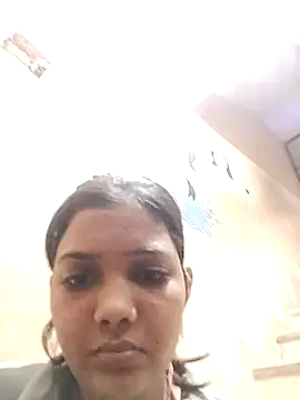 Snapshot of kaju_17 chatting on 10.28.25 kaju 17 online show from 10.28.25