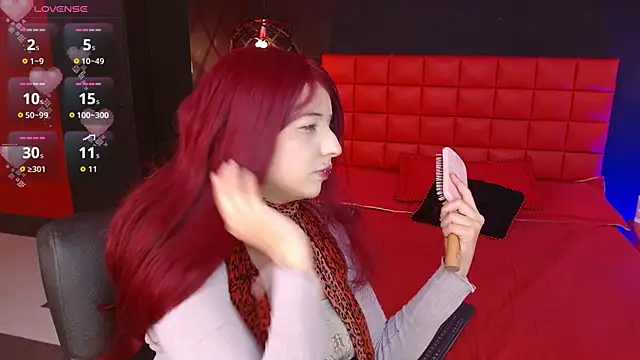 Snapshot of Lilaaa_1 chatting on 11.05.25 Lilaaa 1 online show from 11.05.25