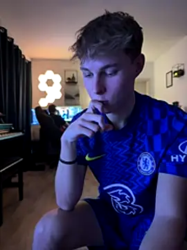 Snapshot of InnocentGuysOF chatting on 11.02.25 InnocentGuysOF online show from 11.02.25