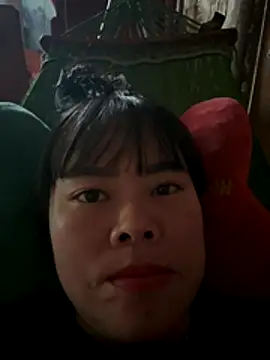 Snapshot of chuppupu chatting on 10.31.25 chuppupu online show from 10.31.25