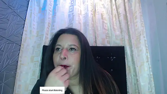 Snapshot of Camille_Sinclair chatting on 11.03.25 Camille Sinclair online show from 11.03.25