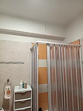 Snapshot of Pistacchio01 chatting on 11.01.25 Pistacchio01 online show from 11.01.25