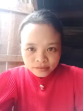 Snapshot of Serena-121 chatting on 10.31.25 Serena-121 online show from 10.31.25