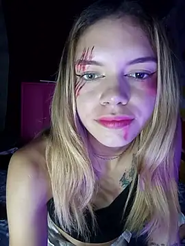 Snapshot of alexandra-manolo chatting on 10.31.25 alexandra-manolo online show from 10.31.25