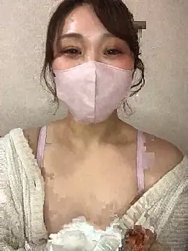 Snapshot of reika33 chatting on 11.23.25 reika33 online show from 11.23.25