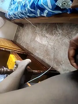 Snapshot of I-AM-gigoolo5 chatting on 11.02.25 I-AM-gigoolo5 online show from 11.02.25