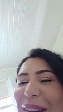 Snapshot of Allyardosia chatting on 11.24.25 Allyardosia online show from 11.24.25