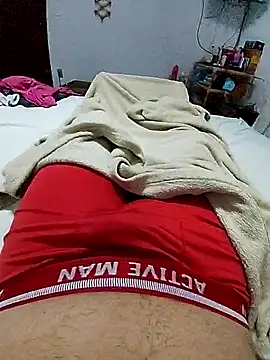 Snapshot of 013boyy chatting on 11.02.25 013boyy online show from 11.02.25