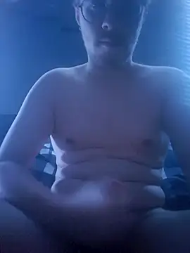 Snapshot of ZoneksPV chatting on 11.09.25 ZoneksPV online show from 11.09.25