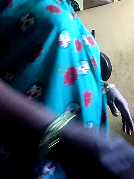 Snapshot of hyd_couple7878 chatting on 11.03.25 hyd couple7878 online show from 11.03.25