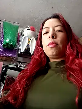 Snapshot of camimar23 chatting on 11.14.25 camimar23 online show from 11.14.25