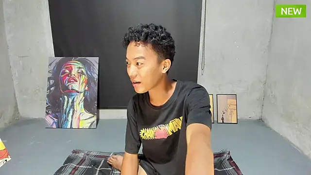 Snapshot of UrBigFatAsianCock chatting on 11.03.25 UrBigFatAsianCock online show from 11.03.25