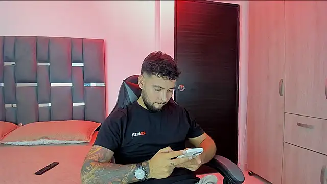 Snapshot of noah_corvelle chatting on 11.07.25 noah corvelle online show from 11.07.25