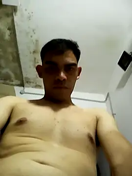 Snapshot of Brium23 chatting on 11.05.25 Brium23 online show from 11.05.25