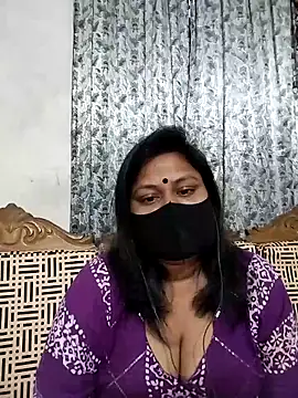 Snapshot of munni-506 chatting on 11.21.25 munni-506 online show from 11.21.25