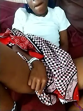 Snapshot of Lollittaxxxx2 chatting on 11.06.25 Lollittaxxxx2 online show from 11.06.25