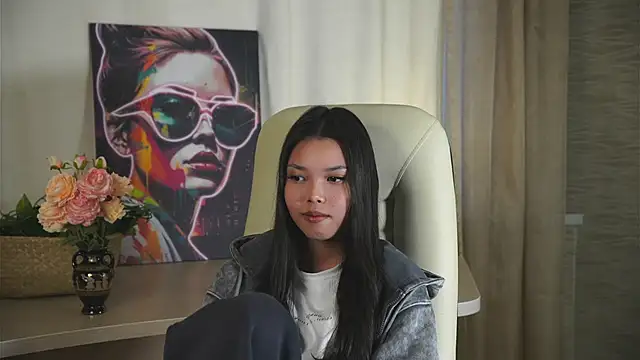 Snapshot of ArdelleRas chatting on 11.05.25 ArdelleRas online show from 11.05.25