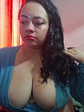 Snapshot of sex_lori chatting on 11.11.25 sex lori online show from 11.11.25