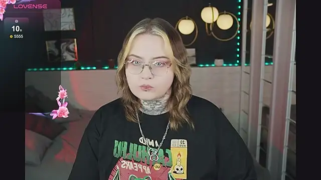 Arya Addams online show from 11.08.25