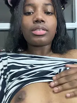 Snapshot of _annia chatting on 11.12.25 annia online show from 11.12.25