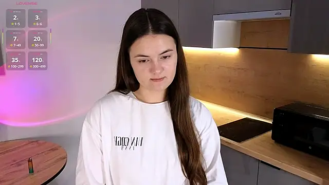 JoyBradley online show from 12.05.25