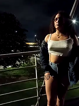 Snapshot of BRENDYTA chatting on 11.12.25 BRENDYTA online show from 11.12.25