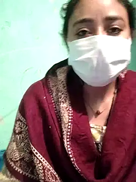 Snapshot of Piya_Bakshi chatting on 11.25.25 Piya Bakshi online show from 11.25.25