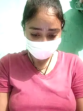 Snapshot of Piya_Bakshi chatting on 11.25.25 Piya Bakshi online show from 11.25.25