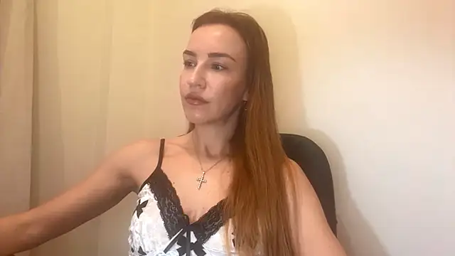 Nyxelia  online show from 12.05.25