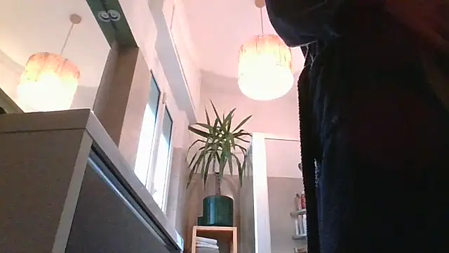 CuteDaddy92 online show from 11.25.25