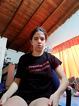 Snapshot of hincaVale090824 chatting on 11.16.25 hincaVale090824 online show from 11.16.25