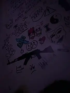 Snapshot of carolinn3 chatting on 11.14.25 carolinn3 online show from 11.14.25